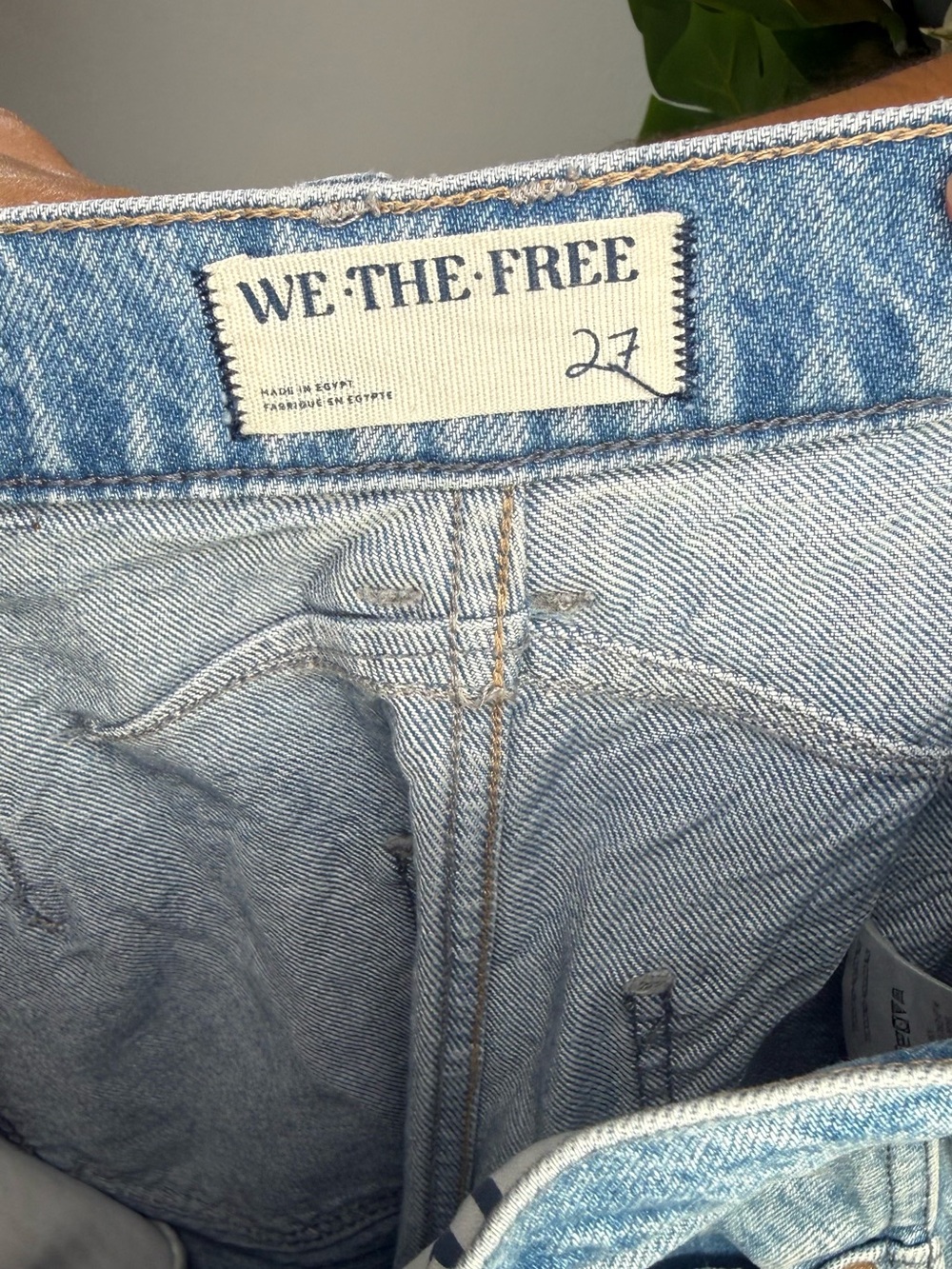 Free People (We The Free) Good Luck Mid Rise Barrel Jeans Size 27 - Picture 6 of 9